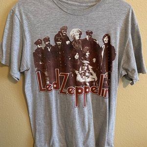 Urban outfitters t shirt